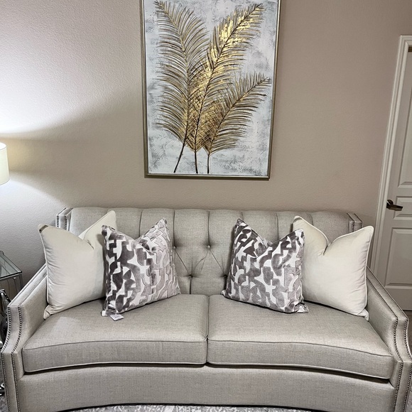 1-NWT CALDEIRA CUT VELVET DESIGN DECORATIVE PILLOWS Read description for details - Picture 16 of 16